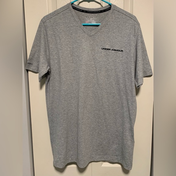 Under Armour Mens Loose Fit V-Neck Tee - Picture 1 of 5